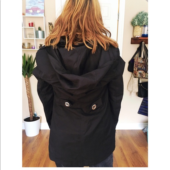 Fall/ spring coat - Picture 2 of 3